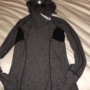 Long sleeve hooded lululemon pullover